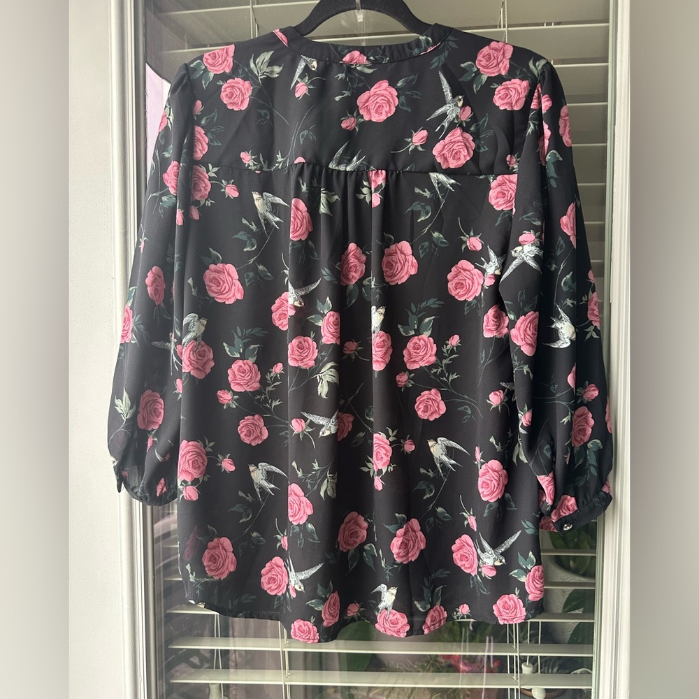 Grace Rose & Sparrow Blouse Top - Picture 4 of 8